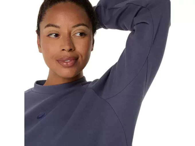 Dzianinowa bluzka z okrągłym dekoltem zapewniająca swobodę ruchów