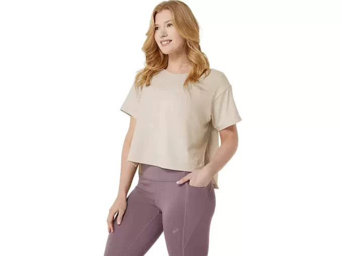 ELASTYCZNA BLUZA Z KRÓTKIM RĘKAWEM ELASTYCZNA BLUZA Z KRÓTKIM RĘKAWEM