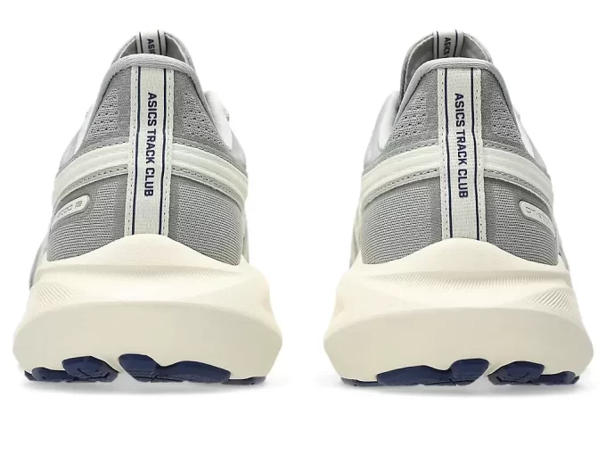 GT-2000 13 ASICS TRACK CLUB GT-2000 13 ASICS TRACK CLUB