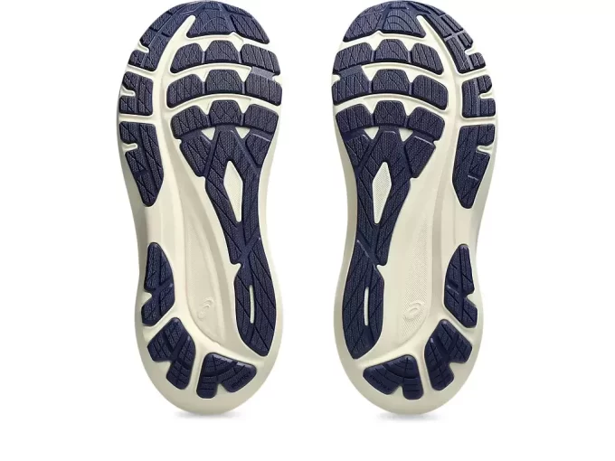 GT-2000 13 ASICS TRACK CLUB GT-2000 13 ASICS TRACK CLUB