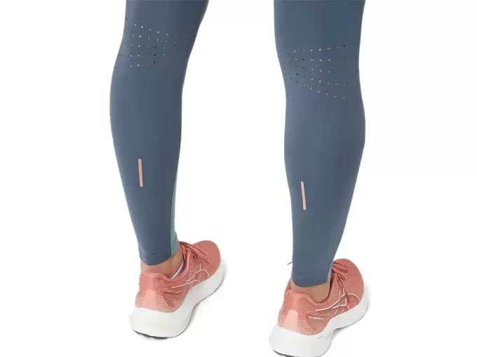 NAGINO BIEGA CIĘŻKO NAGINO BIEGA CIĘŻKO