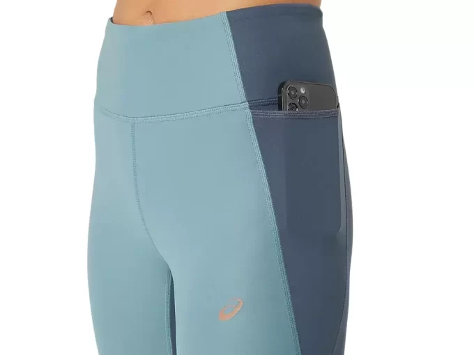 NAGINO BIEGA CIĘŻKO NAGINO BIEGA CIĘŻKO