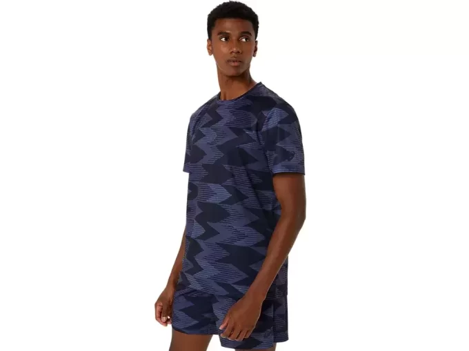 SEZONOWA BLUZKA Z KRÓTKIM RĘKAWEM Z NADRUKIEM NA CAŁEJ POWIERZCHNI SEZONOWA BLUZKA Z KRÓTKIM RĘKAWEM Z NADRUKIEM NA CAŁEJ POWIERZCHNI